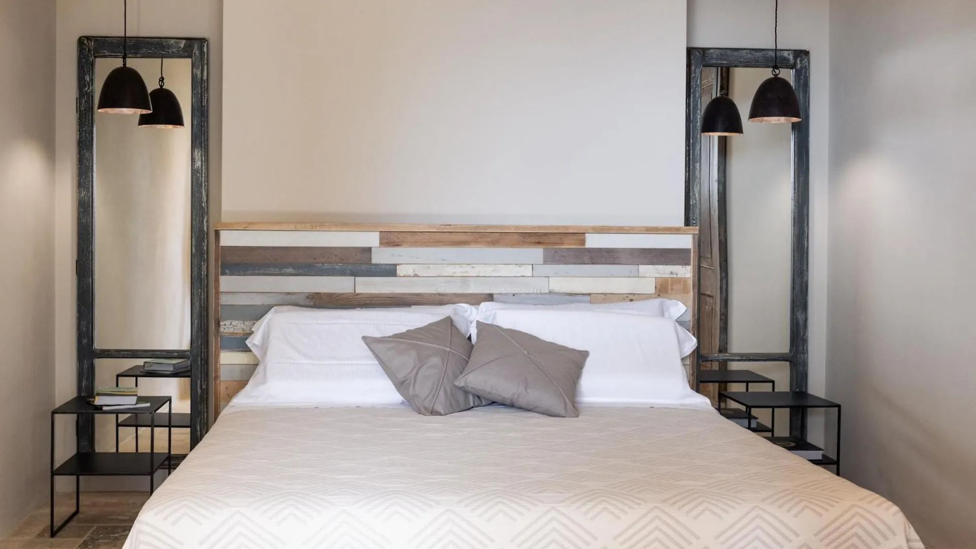 Farm stay Casale Oleo Villa Montiano  Italy
